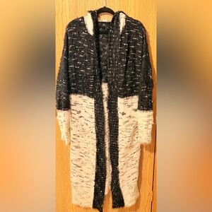 Women's Black and White Sweater